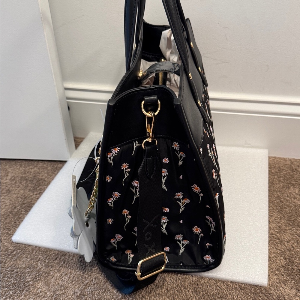 Betsey Johnson sunflower crossbody shoulder bag purse with charm NWT - Picture 2 of 8